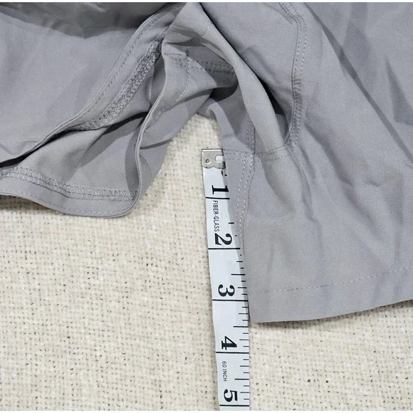 Simply Southern Gray 3.5" Lined Tech Workout Running Shorts Women's Medium - Picture 5 of 6